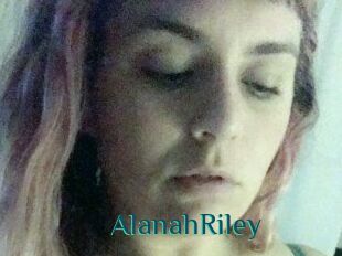 Alanah_Riley