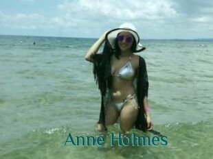 Anne_Holmes