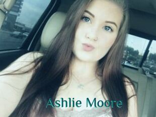 Ashlie_Moore