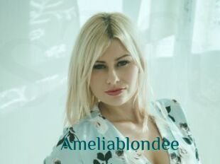 Ameliablondee