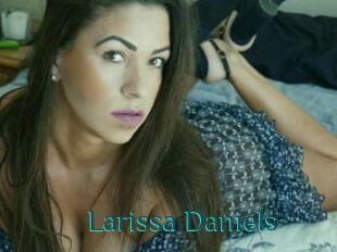 Larissa_Daniels