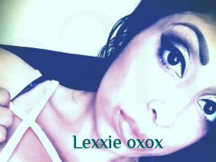 Lexxie_oxox