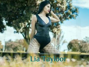 Lia_Tayloor