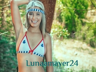 Lunaamayer24