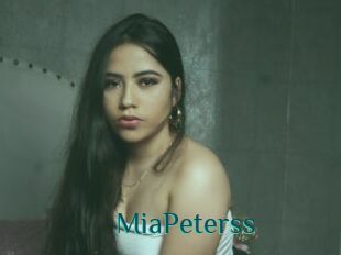 MiaPeterss