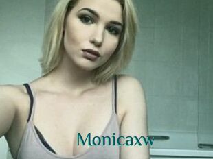 Monicaxw