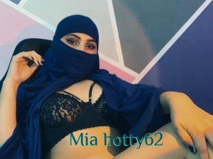 Mia_hotty62