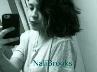 Nali_Brooks