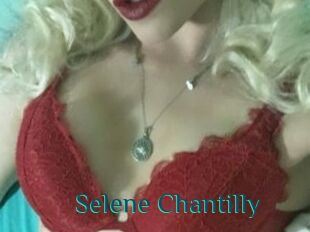 Selene_Chantilly