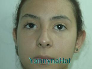 YannynaHot